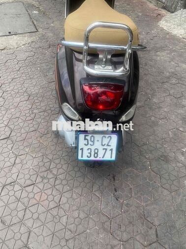 Piaggio Vespa Fi nâu còn rất mới