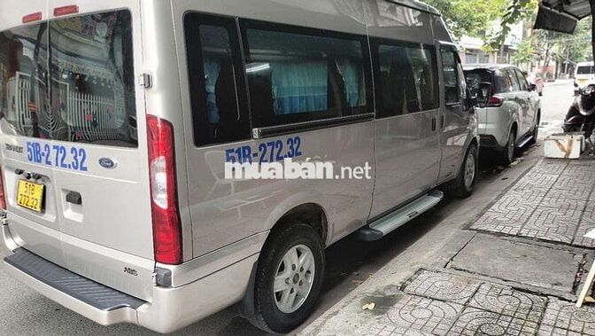Ford Transit Luxury 2018 16 chỗ Vàng cát