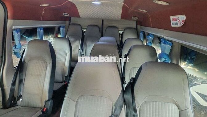 Ford Transit Luxury 2018 16 chỗ Vàng cát