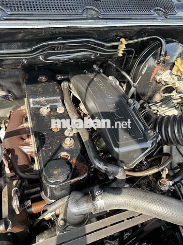 Isuzu Hilander 2003 Bạc
