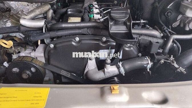 Ford Transit Luxury 2018 16 chỗ Vàng cát