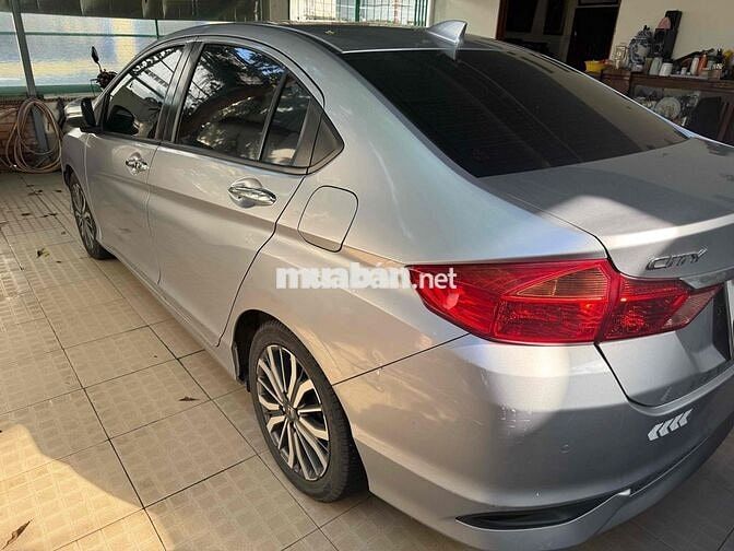 Honda City CVT 2018 Bạc Tự động 92.000 km