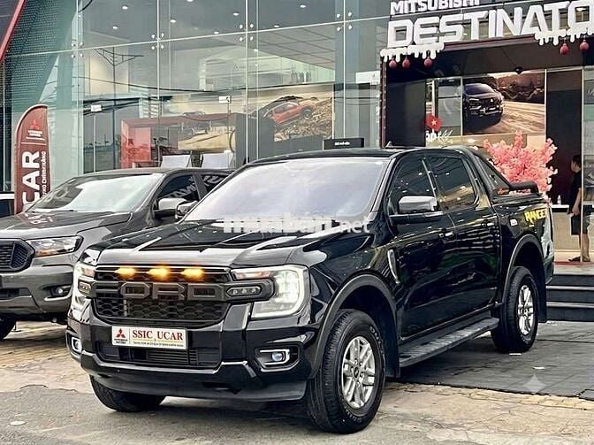 Ford Ranger XLS 2.0L AT 2025 Đen 20.000km