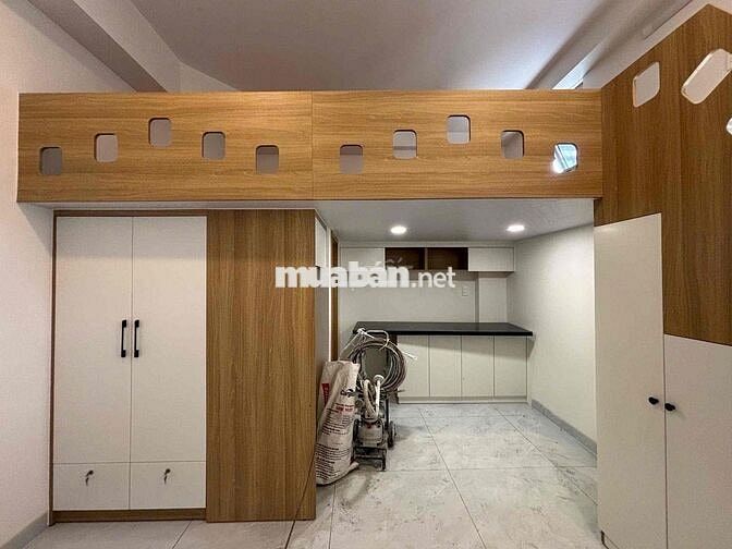 Khai trương hỗ trợ giữ phòng tới tháng 8 cho sinh viên