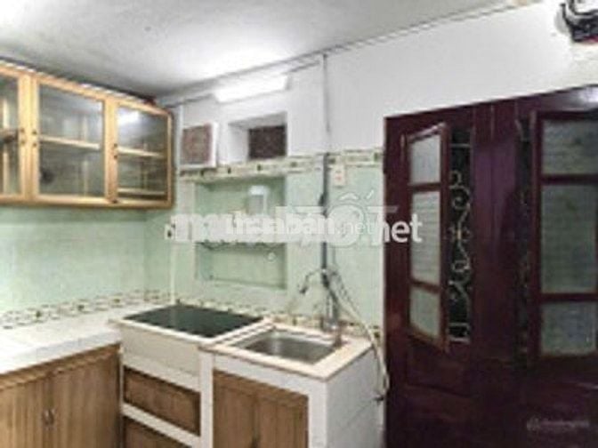 Cho thuê nhà ngõ 98 Hạ Yên Quyết, diện tích 45m2 x 3 tầng riêng biệt