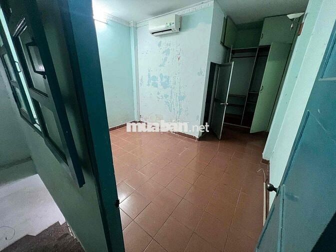 Chỉ: 5 Tỷ 500 - Nhà Nguyễn Văn Đậu, P.11, Bình Thạnh - 2 tầng BTCT - 4