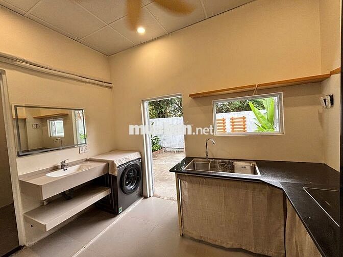 Nhà Nguyên Căn Sân Vườn Gần Biển Sơn Thủy | Bồn Tắm Lộ Thiên