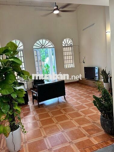 Nhà Nguyên Căn Sân Vườn Gần Biển Sơn Thủy | Bồn Tắm Lộ Thiên