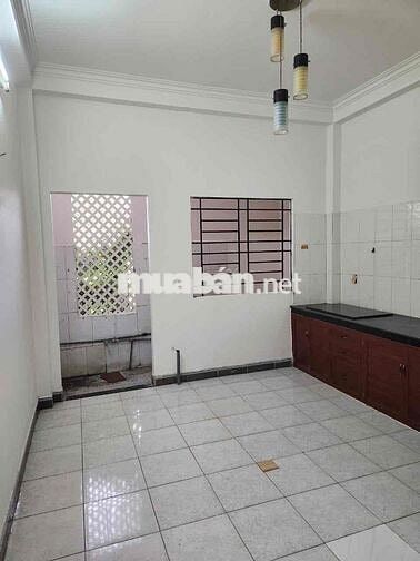 NHÀ RỘNG 3PN SẲN 3 MÁY LẠNH CHO THUÊ