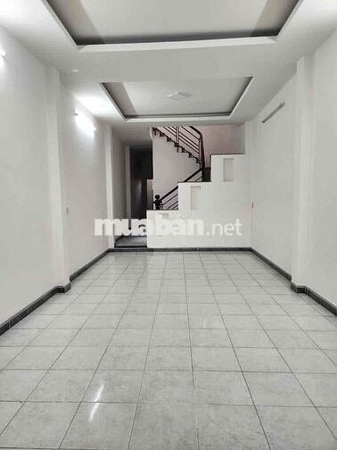 NHÀ RỘNG 3PN SẲN 3 MÁY LẠNH CHO THUÊ