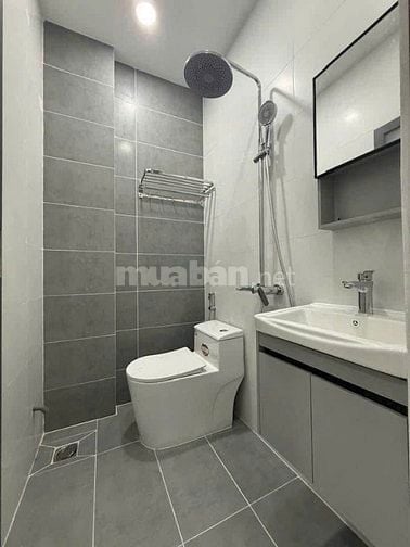 BÁN NHÀ ĐẸP 3 TẦNG, ĐƯỜNG ĐOÀN VĂN BƠ, DT 50M2, 5 PN -4 WC, GIÁ 5,5 TỶ
