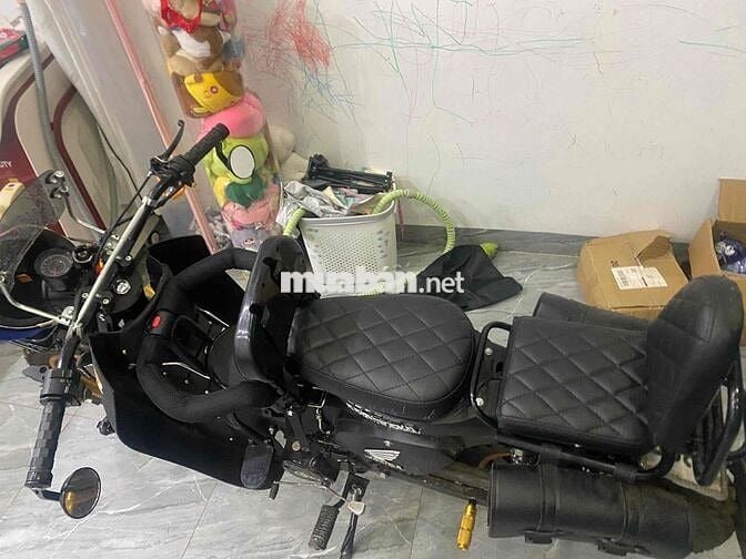 Honda Cub 50 độ 100cc màu Đen