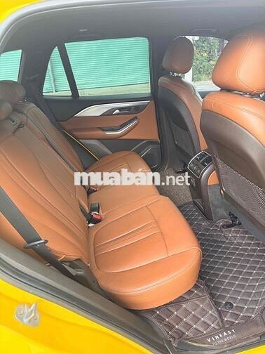 Vinfast Lux SA 2019 Premium full màu Vàng cực đẹp