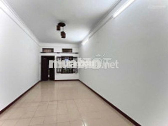 Cho thuê nhà ngõ 98 Hạ Yên Quyết, diện tích 45m2 x 3 tầng riêng biệt