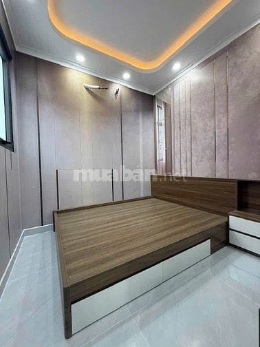 BÁN NHÀ ĐẸP 3 TẦNG, ĐƯỜNG ĐOÀN VĂN BƠ, DT 50M2, 5 PN -4 WC, GIÁ 5,5 TỶ