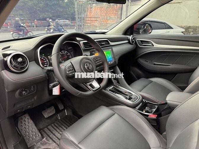 MG ZS 2024 STD 1.5AT,màu đỏ,41.000 km