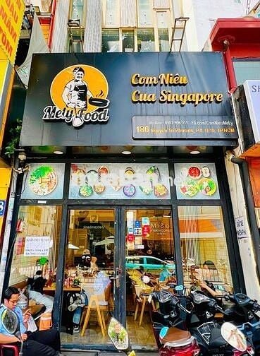 TUYỂN PHỤC VỤ NAM FULL TIME 18 - 36 TUỔI