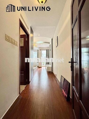 Căn hộ ban công full nội thất có bồn tắm quận 10 đường Hoà Hảo