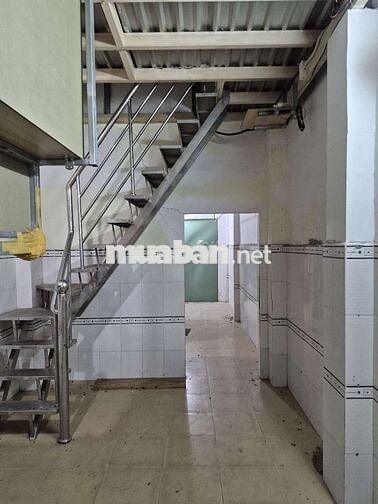 Nhà cũ quận 1 khu trung tâm cho thuê hoặc bán