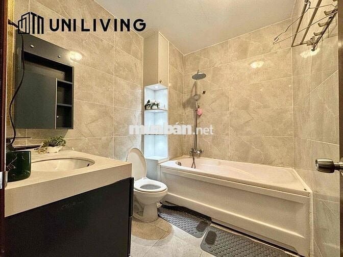 Căn hộ ban công full nội thất có bồn tắm quận 10 đường Hoà Hảo