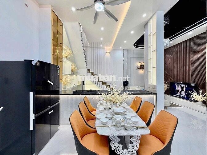 Huynh tấn phát , thị trấn nhà bè  Hẻm 1622 , diện tích 60mv ,hoàn công