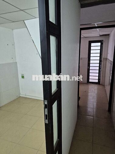 Nhà cũ quận 1 khu trung tâm cho thuê hoặc bán