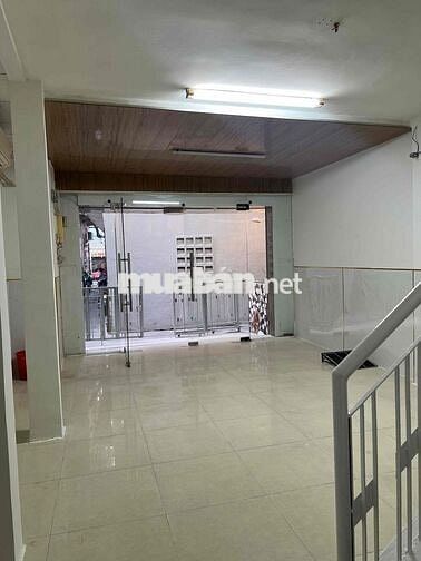 Cho thuê nhà nguyên căn đường Đô Quang Đấu, Quận 1.
