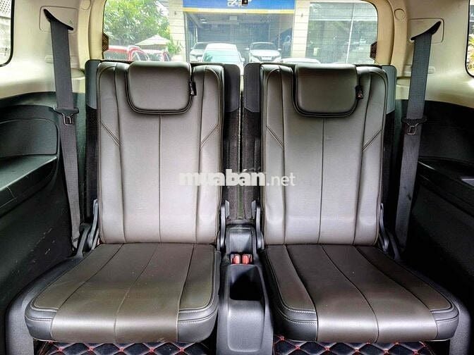 Chevrolet Trailblazer LTZ màu đen 2018 giá tốt