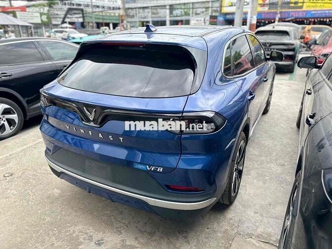 VinFast VF8 Plus 2023 mua Pin SDI sẵn giao ngay
