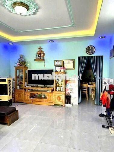 Chính chủ gửi bán nhanh căn nhà 135m2 giá1ty150 đường Ba Sa Củ Chi shr