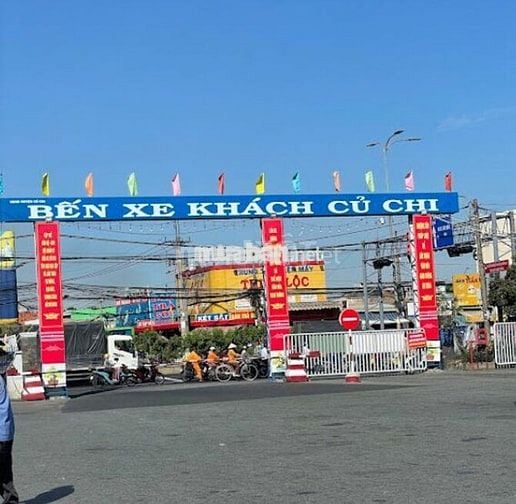 Bán nhanhđất 100m2 giá 1tỷ6 gần bệnh viện đa khoa Củ Chi sổ hồng riêng