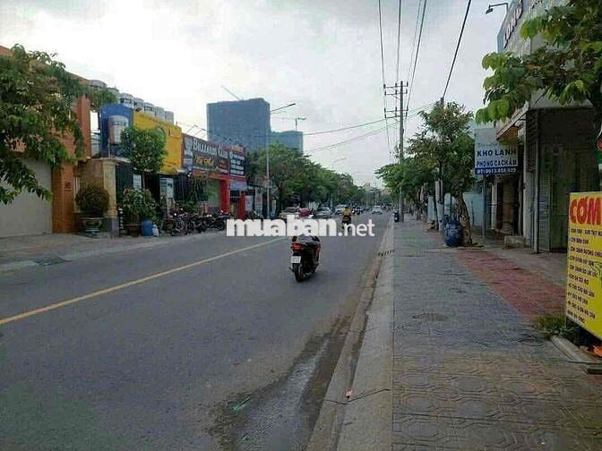 Cho thuê nhà nguyên căn MT kinh doanh Gần thủ đức