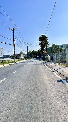 Cho Thuê kho xưởng Dt 750m2 đường Xuân Thới Thượng 2