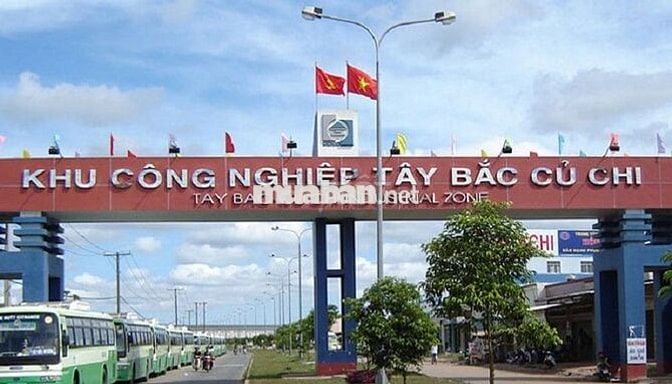 Bán nhanhđất 100m2 giá 1tỷ6 gần bệnh viện đa khoa Củ Chi sổ hồng riêng
