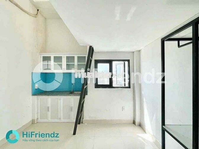 CHO THUÊ DUPLEX CỬA SỔ TRỜI THANG MÁY - NGAY THOẠI NGỌC HẦU - ĐH VHU.