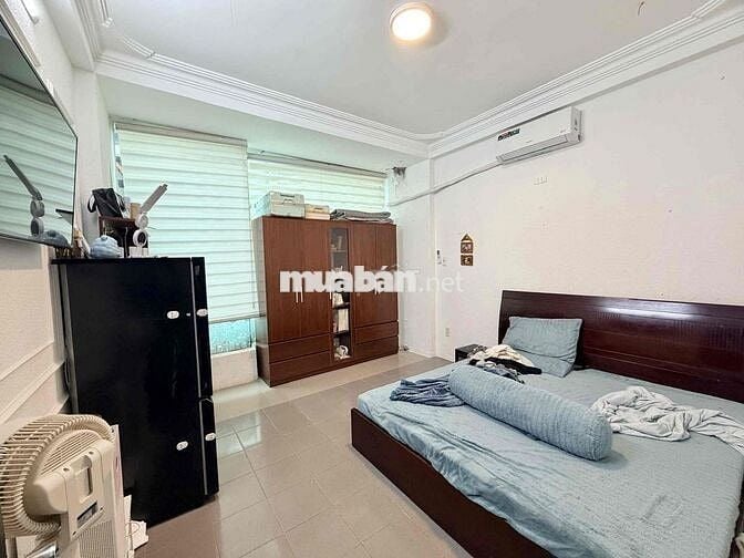 Đường Hoa Huệ - Phú Nhuận ( ngày khu ăn uống , khách sạn sầm uất ) Kết