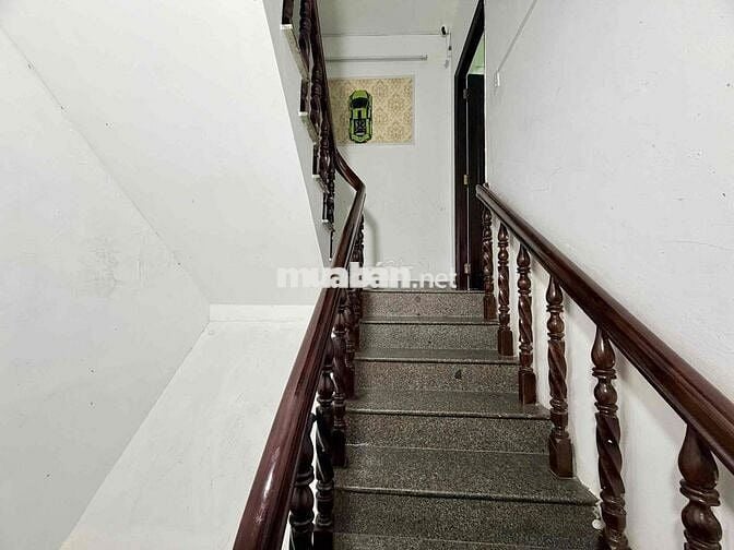 Đường Hoa Huệ - Phú Nhuận ( ngày khu ăn uống , khách sạn sầm uất ) Kết