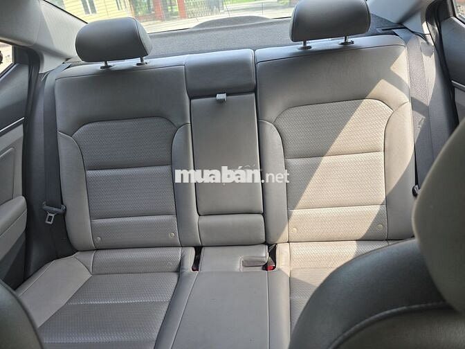 Hyundai Elantra 2016 1.6 AT GLS Xanh