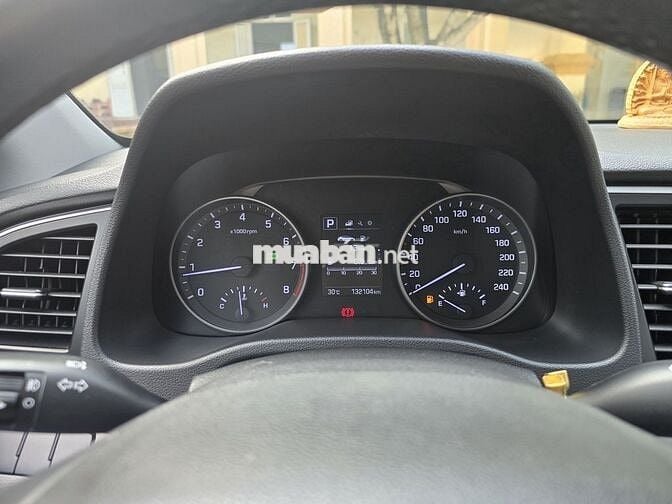Hyundai Elantra 2016 1.6 AT GLS Xanh