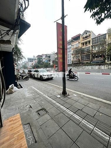 Cho thuê nhà mặt phố Nghi Tàm phường Yên Phụ quận Tây Hồ Hà Nội 