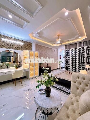 NHÀ 3 LẦU MƯƠN HỞ - KDC THỚI NHỰT