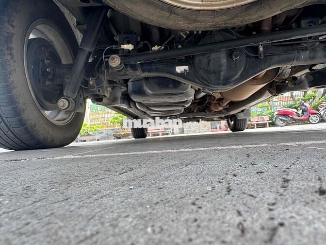 Toyota Innova 2.0E 2017 Bạc Sàn 160.000 km