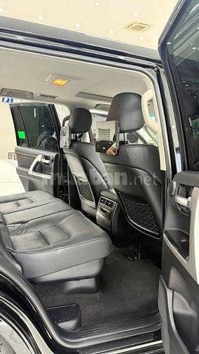 Toyota Land Cruiser 4.6 V8 sản xuất 2020, Full lịch sử hãng.