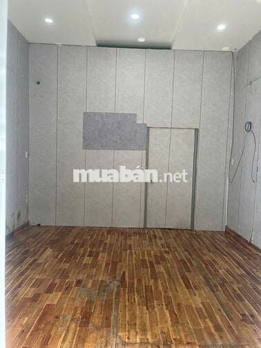 Cho thuê nhà trệt 4x9m, 1PN, đường 8m, KDC Bùi Minh Trực, P.5, Q.8