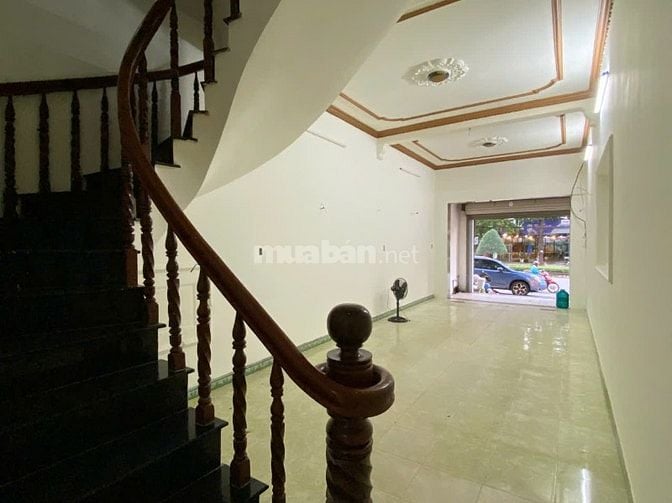 Cho thuê nhà nguyên căn mặt tiền đường Đồng Khởi – Tp.Biên Hòa