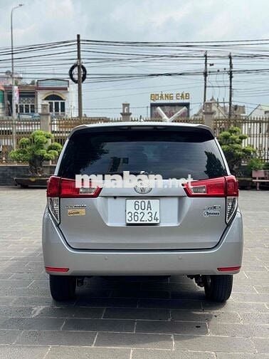 Toyota Innova 2.0E 2017 Bạc Sàn 160.000 km