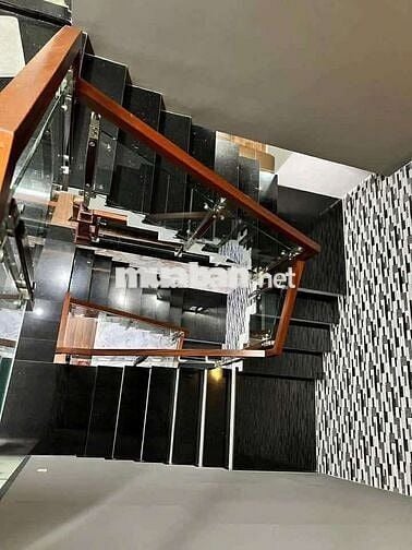 🇻🇳 CHO THUÊ NHÀ 3 TẦNG ĐƯỜNG: CỐNG QUỲNH - ĐỦ NỘI THẤT