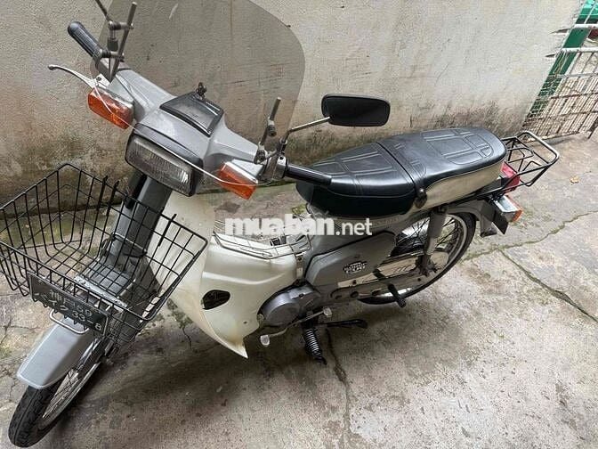 Honda Cub Nữ Hoàng 1984 Xám, Trắng