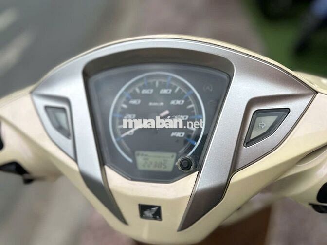 Honda Lead 125cc 2013 bs 59u1-46621