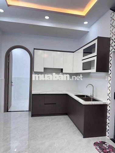 Bán nhà / cạnh Tên Lửa chỉ 5 t.ỷ.
+ 4×11m ,2 tầng 3pn (1pn trệt) 2wc.